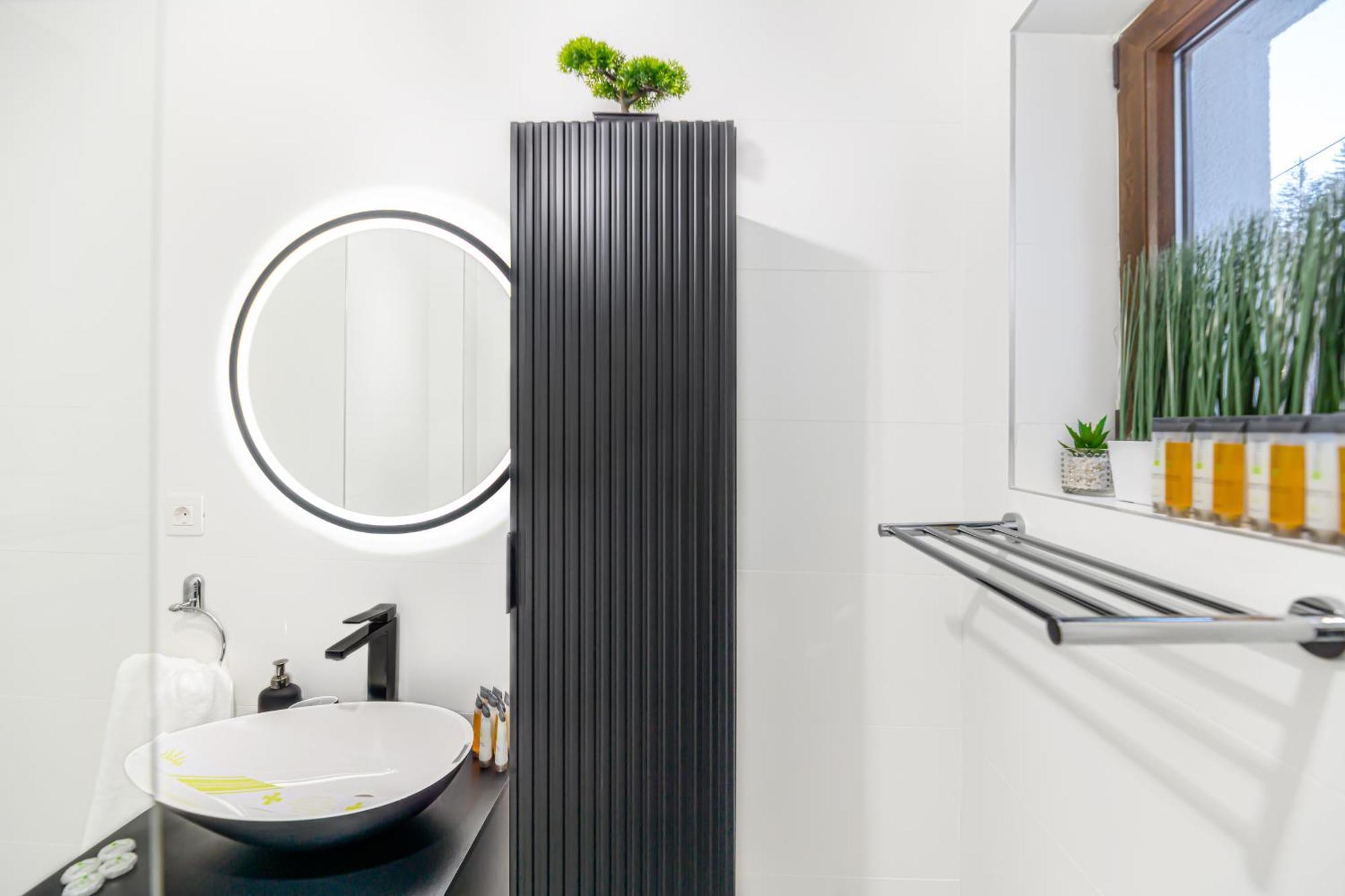 Ama Garden Apartment Буштені Екстер'єр фото