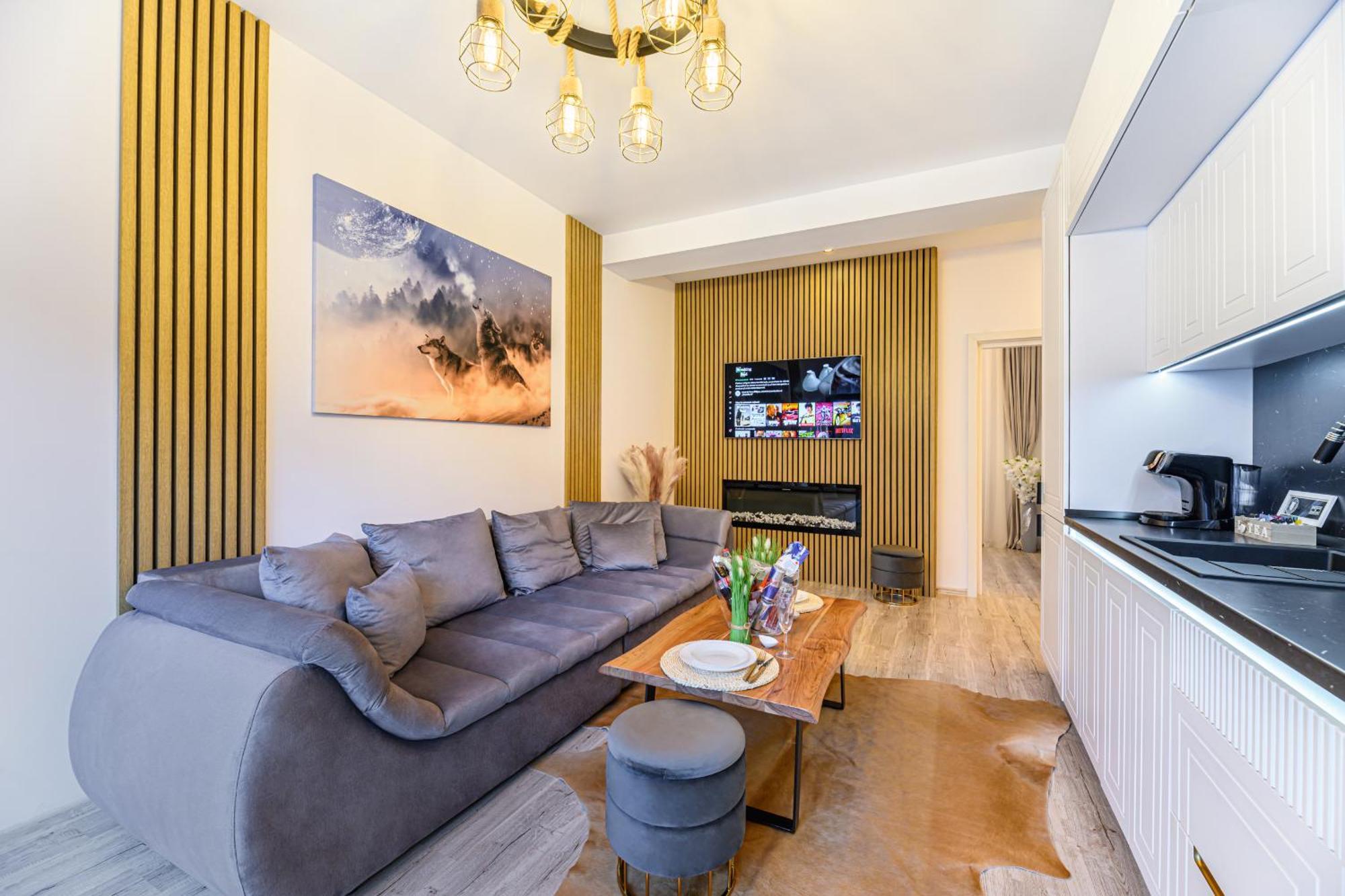 Ama Garden Apartment Буштені Екстер'єр фото