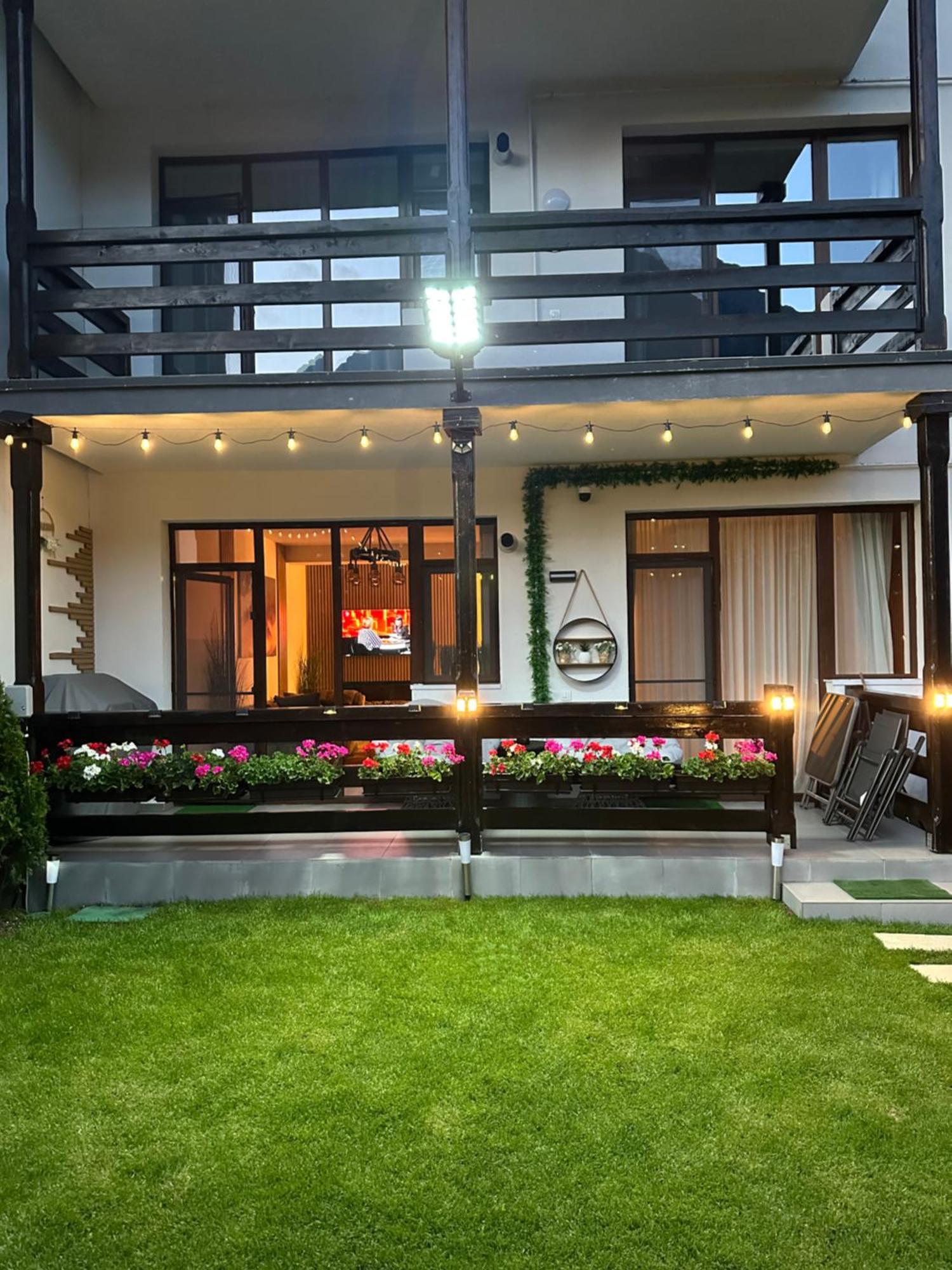 Ama Garden Apartment Буштені Екстер'єр фото